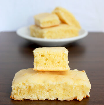 Lemon Blondies, dairy-free light alternative to brownies - Recipe from www.thepetitecook.com