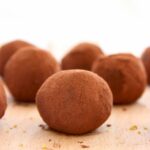 These Superfood-Packed Vegan Truffles are made with only 2 ingredients! Plus, they're awesomely healthy, vegan and gluten-free! Recipe by www.thepetitecook.com