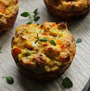 A crispy muffin filling of spicy chorizo and sweet pumpkin - a perfect way to start your morning on cold days. Super moist, packed with flavor, fast and easy! Recipe by The Petite Cook