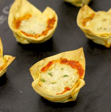 How to make the traditional italian lasagne, in a fun cupcake version! Recipe by The Petite Cook