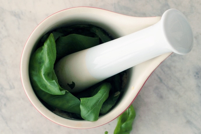 Italian Homemade Pesto Sauce - Quick, Easy and Vegetarian - Recipe by the petite cook