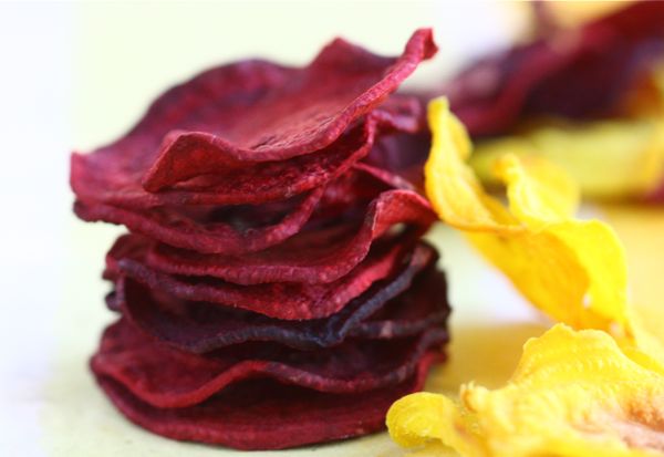 beet-chips - thepetitecook.com
