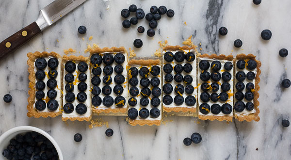 12 Perfect for spring fruit tarts - thepetitecoo.com