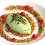 Light Matcha Tea Ricotta Cheesecake with Almond Crumble - www.thepetitecook.com