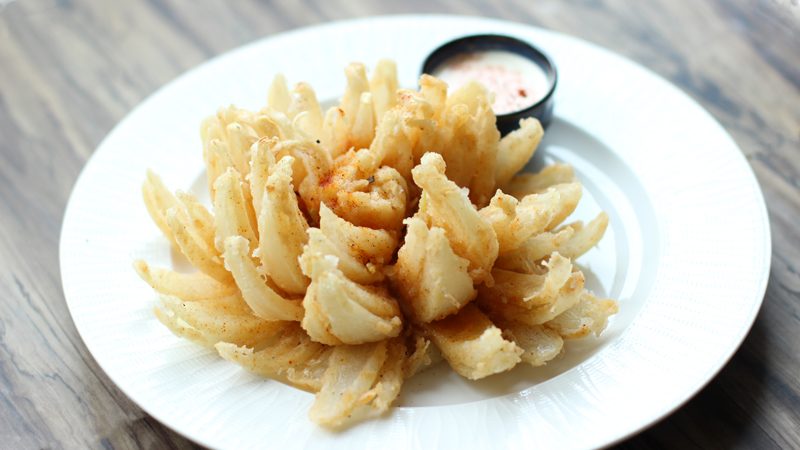 How To Make an Awesome Onion Flower - Video Step-by-step recipe - by Thepetitecook