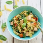 Light, flavorful and packed with healthy goodness, this lemony salmon & spinach fusilli will easily become your favorite spring meal!