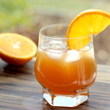 sweet and sour amaretto orange cocktail