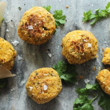 Healthy Awesome Baked Falafel- Golden-brown and crispy on the outside, fluffy melt-in-your-mouth and aromatic within, once you taste falafel it's impossible to live without - Vegetarian recipe by The Petite Cook