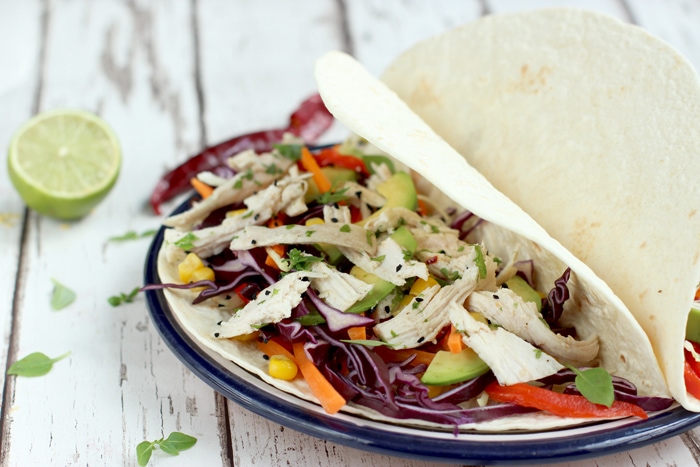 Healthy-thai-chicken-tacos