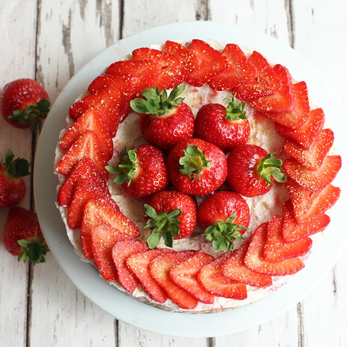 Easy No-Bake Strawberry Cheesecake - Healthy Summer Dessert Recipe
