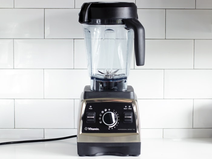 foodie gift guide: vitamix blender 