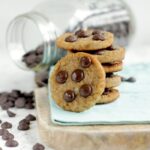 3-Ingredients Chocolate Chips Cookies - These genius cookies are ready in 15 mins and with natural ingredients only! Gluten-free and dairy-free