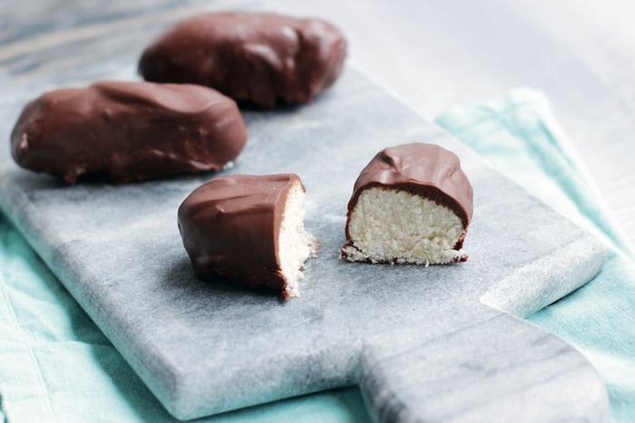 Vegan Bounty Bars - Just 4 Ingredients!