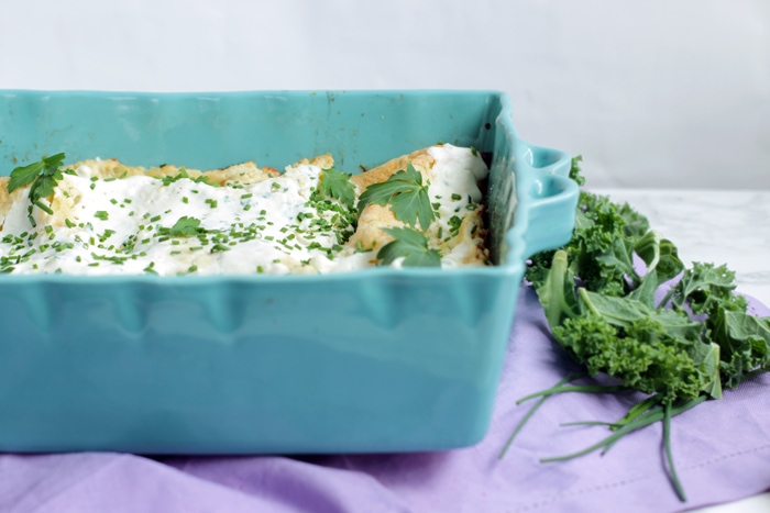 This healthy Superfood Salmon Lasagna with Kale is sure to become a family favorite. Quick & Easy, ready in 40 min and made with fresh, simple seasonal ingredients. Recipe by Thepetitecook.com