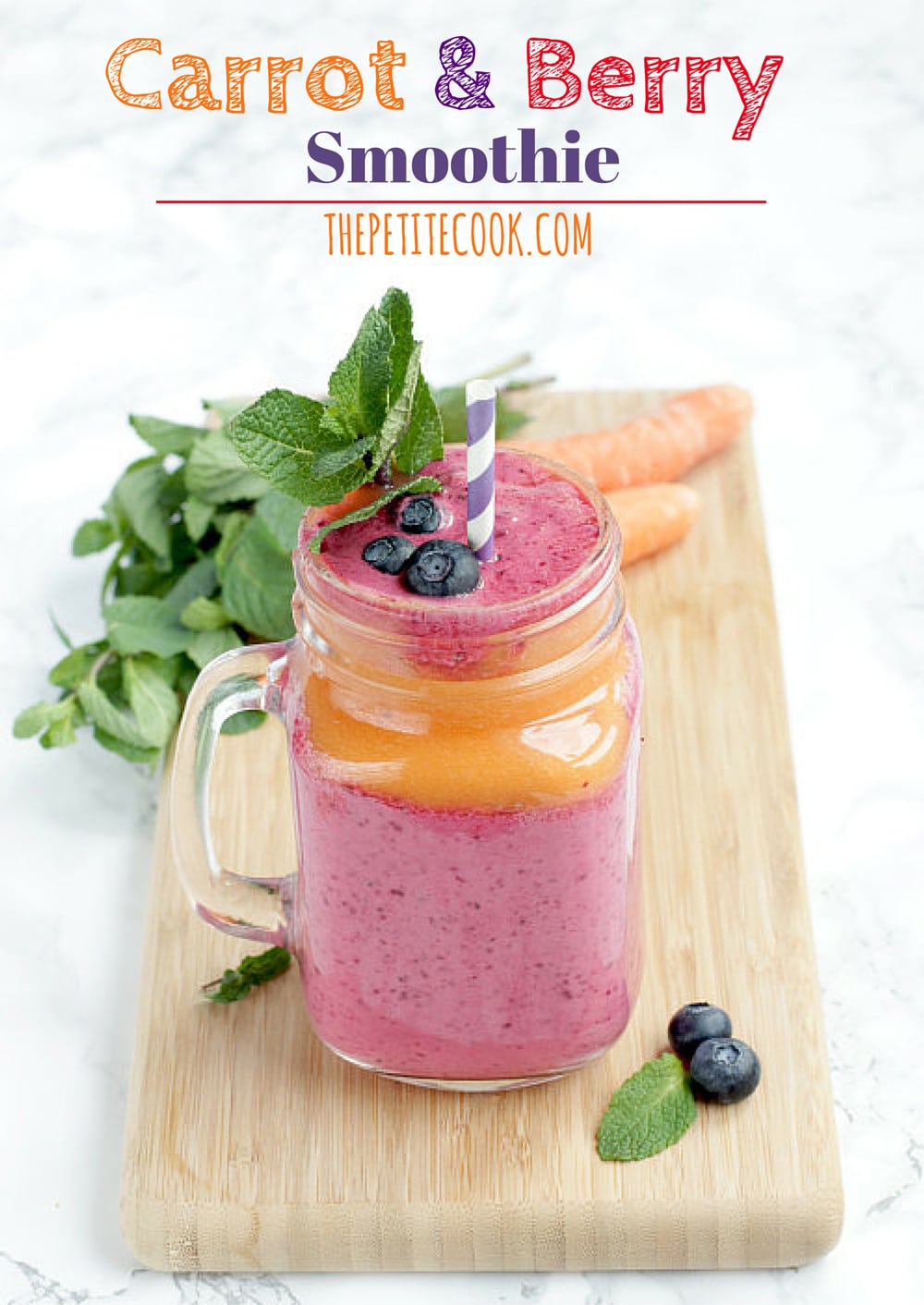 This Carrot Berry Smoothie is an amazing breakfast treat to start a busy winter day. It's sweet, delicious and SO refreshing, you'll be really looking forward to drink it! Recipe from www.thepetitecook.com