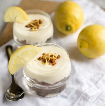 This gluten-free No-Bake Gin Lemon Cheesecake is superbly refreshing, with a vibrant citrusy note and a nice boozy kick. Perfect to enjoy on a hot summer weekend! Recipe by The Petite Cook - www.thepetitecook.com