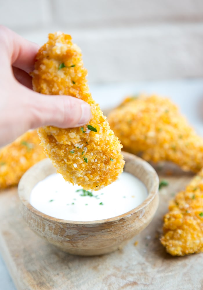 chicken tender with yogurt dip