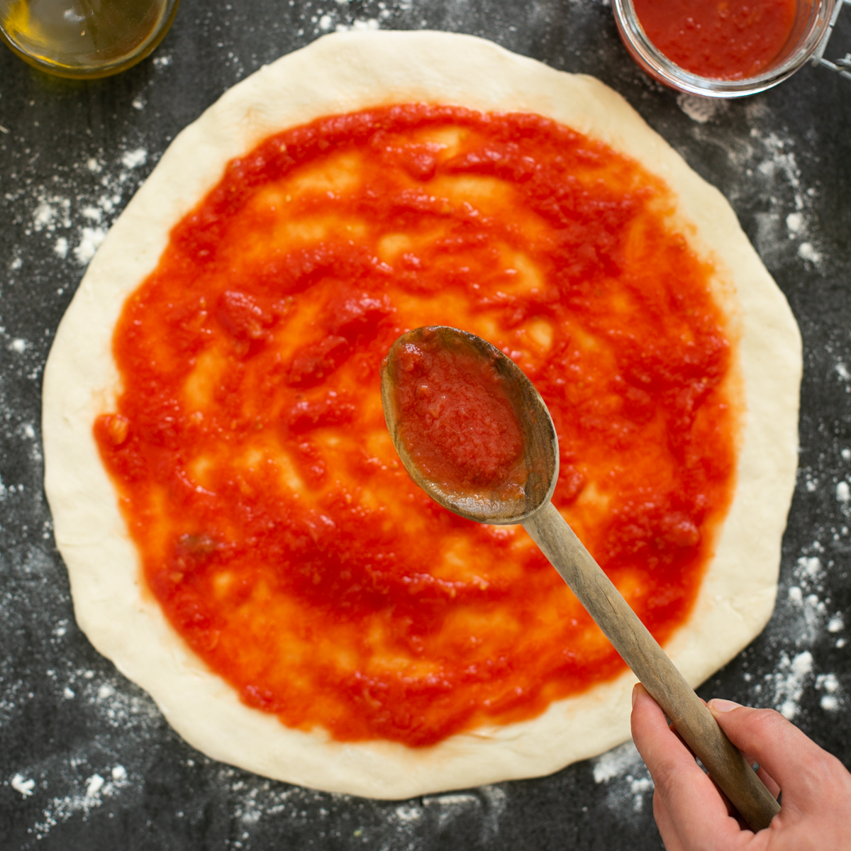 Neapolitan Pizza Sauce - The Petite Cook™