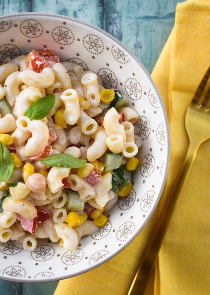 vegan macaroni pasta salad with mixed veggies.