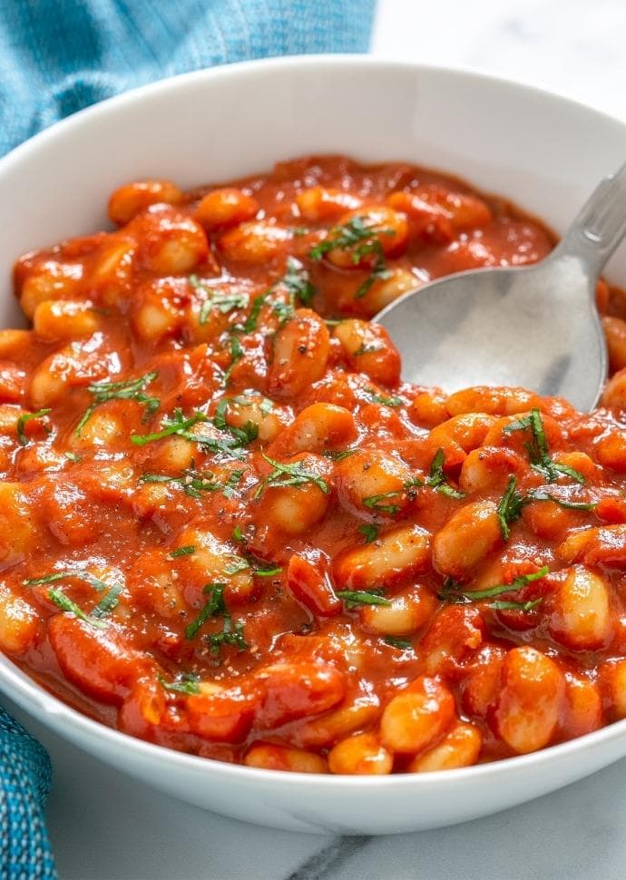 English baked beans in tomato sauce.