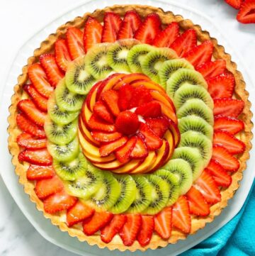 crostata di frutta, italian fruit tart.