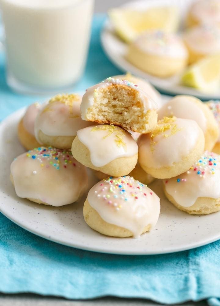 italian ricotta cookies.