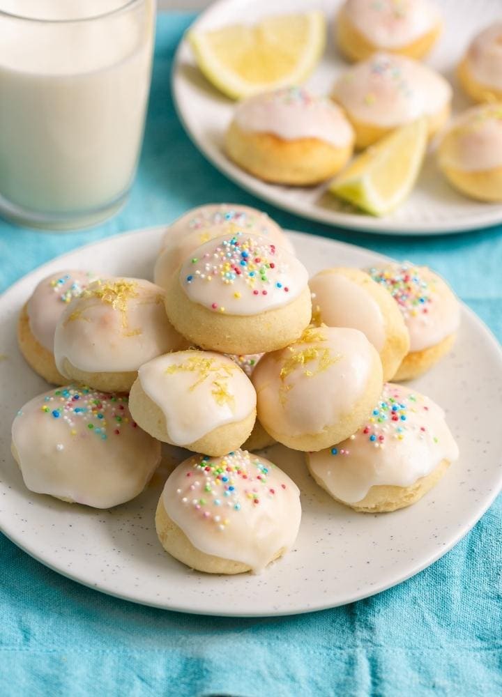 lemon ricotta cookies.