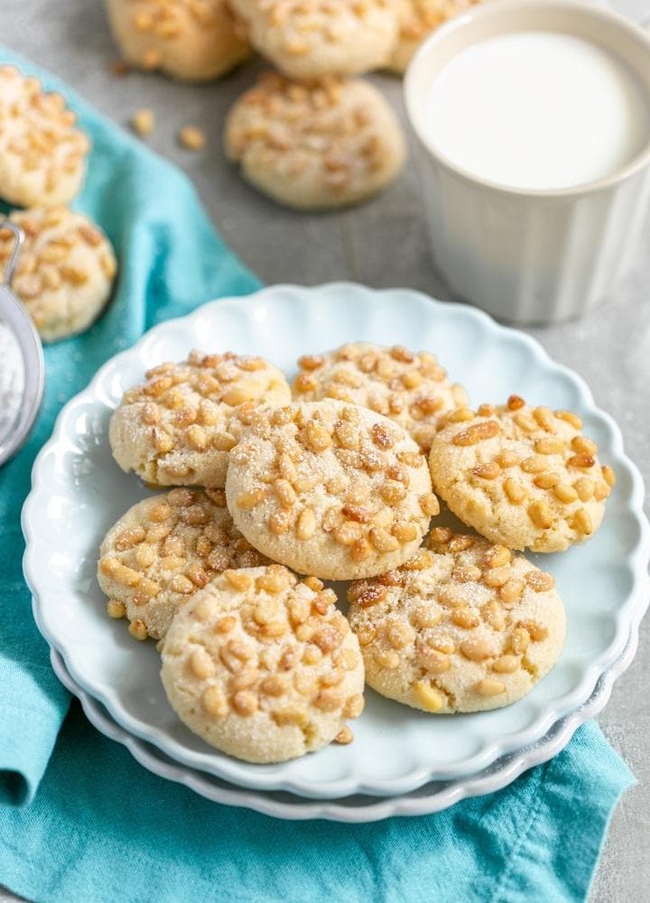 italian pine nut cookies.