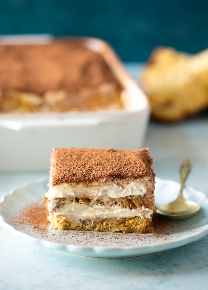 Panettone tiramisu.