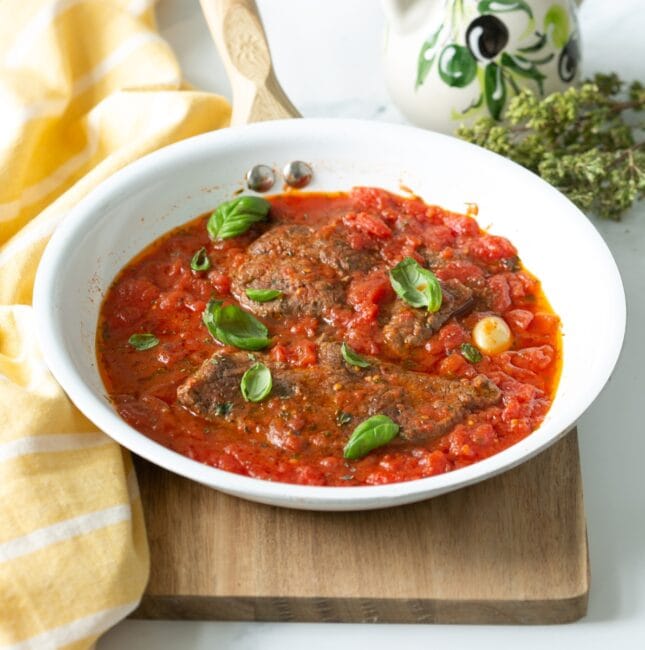 Steak Pizzaiola Carne alla Pizzaiola inside.wales