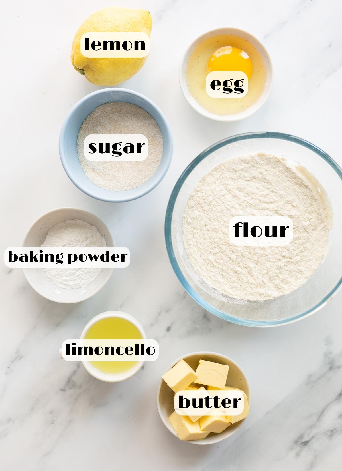 limoncello cookies ingredients: limoncello, lemon, flour, sugar, baking powder, egg, butter.