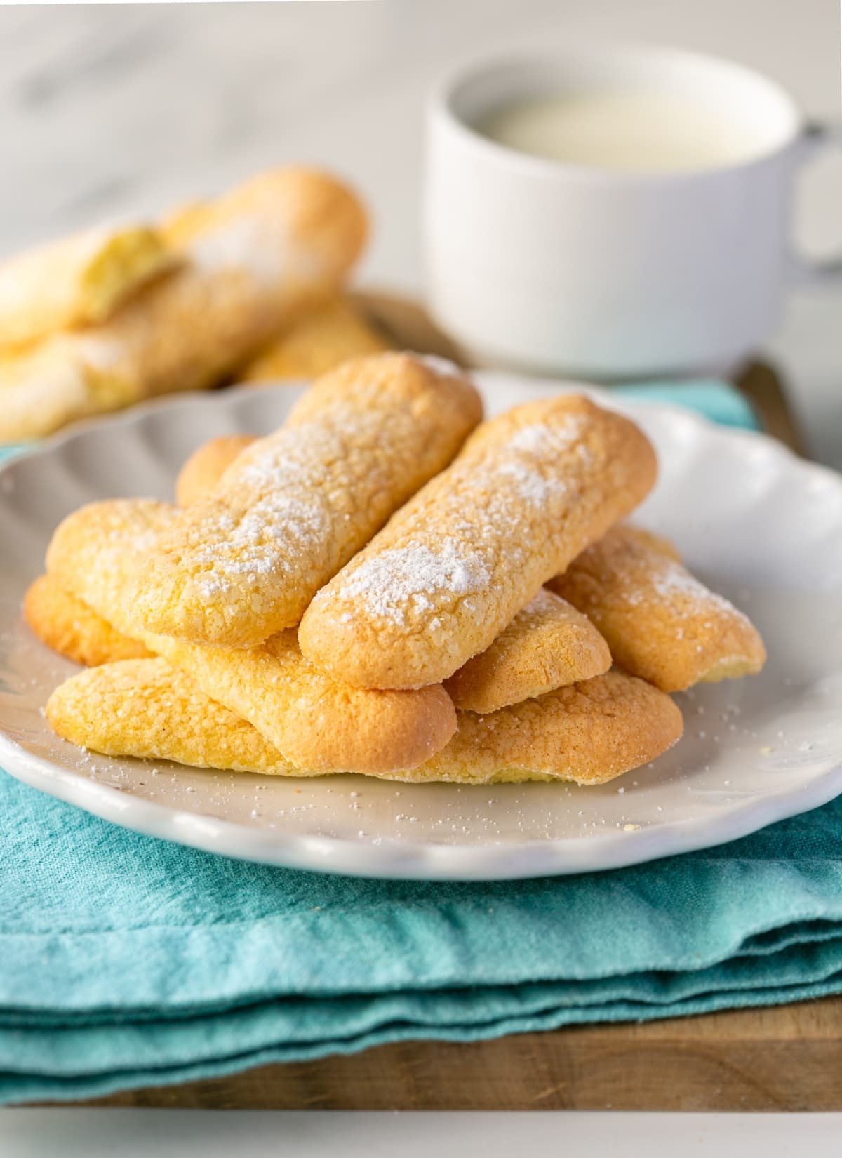 savoiardi, Italian ladyfingers.