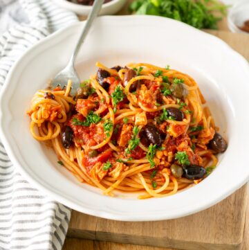 spaghetti tuna puttanesca.