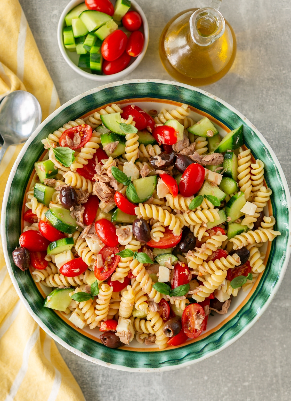 italian tuna salad with pasta.