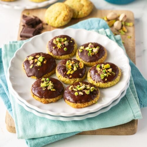 italian pistachio cookies.